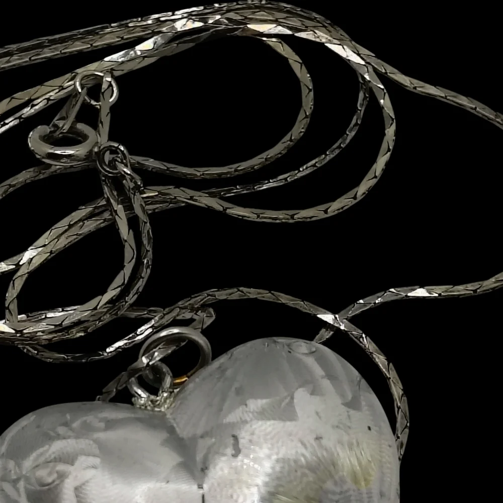 Vintage Heart Pendant Necklace Silver Tone Womens - Picture 7 of 14